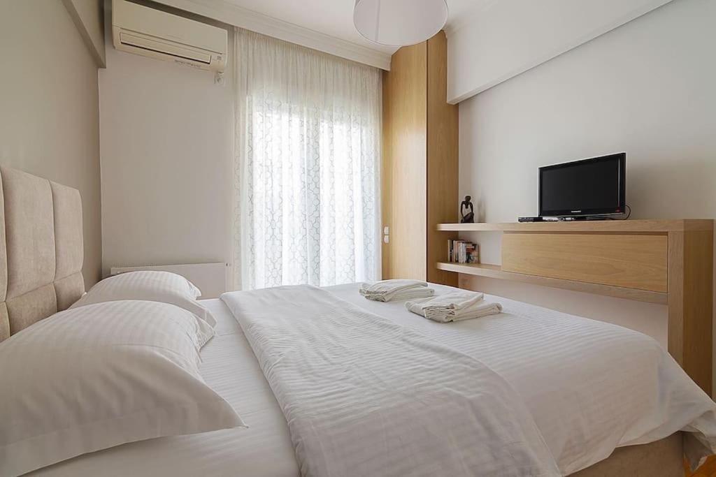 A Unique Apartment In The Historical Center-3Bds 아테네 외부 사진
